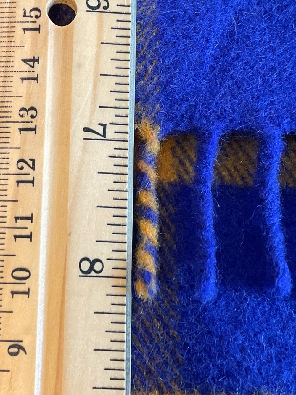 VINTAGE United Colors of Benetton Women’s Winter Scarf - Picture 7 of 10